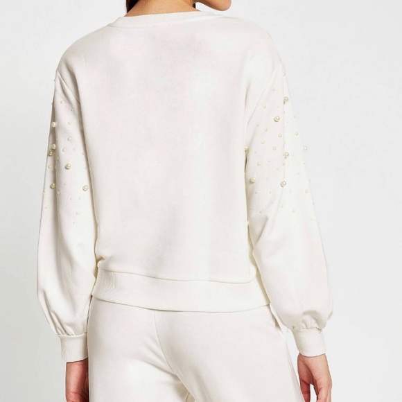 River Island pearl coordinating sweatsuit in white - Picture 3 of 4